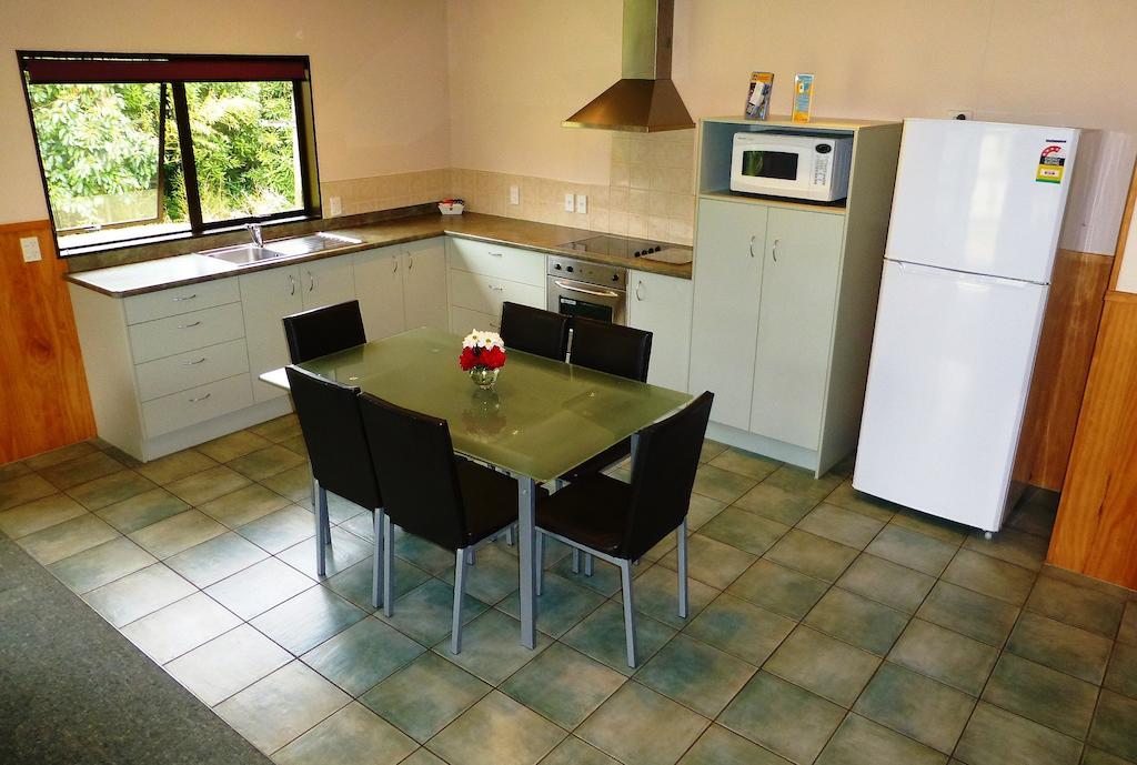 Whangarei Top 10 Holiday Park Номер фото